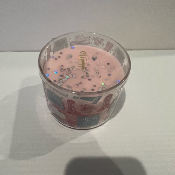 Super Cute Elum IN MY COWGIRL ERA Candle- NWT - Picture 2 of 4
